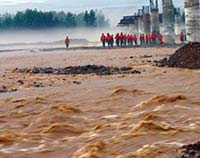 同心協(xié)力戰(zhàn)汛情！水災(zāi)無情人有情-德力西電氣送溫暖