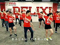 德力西電氣員工跳小蘋果HIGH翻天-為領(lǐng)航者系列開關(guān)造勢