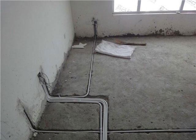 這里準(zhǔn)備預(yù)埋網(wǎng)線插座