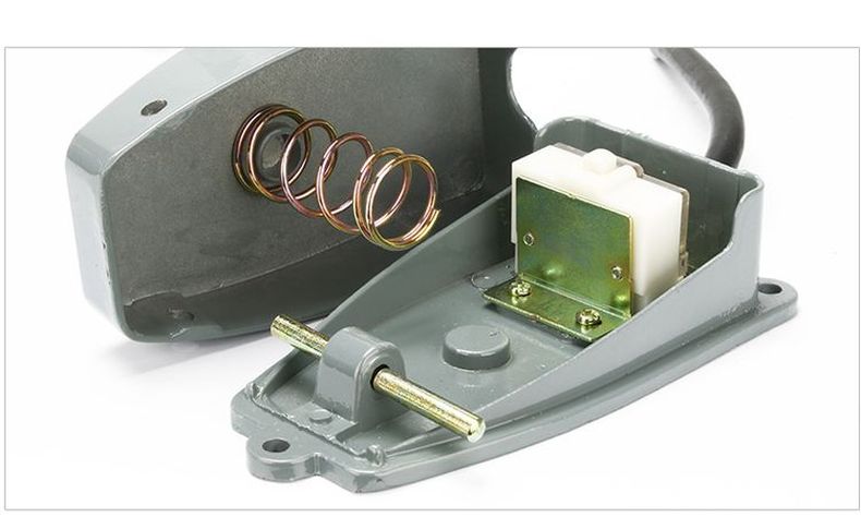 德力西EKW5A-B腳踏開關(guān) YBLT-EKW/5A-B正品德力西腳踏開關(guān) 腳踩開關(guān)踏板開關(guān)